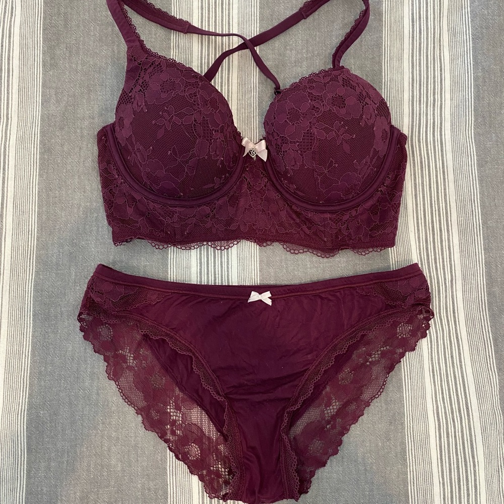 Victoria’s Secret Set
